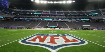 NFL-Live-Sports-905x613